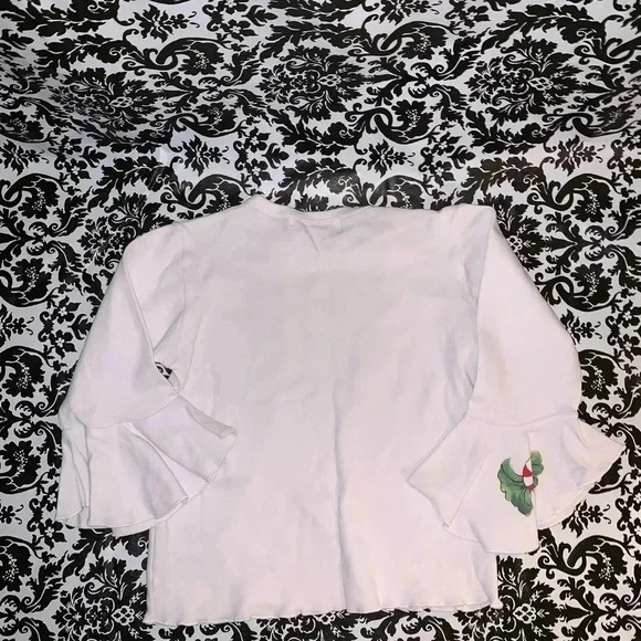 CHRISTMAS TOP GORGEOUS! 18-24M ✂️PRICED TO SELL✂️ - Picture 7 of 7